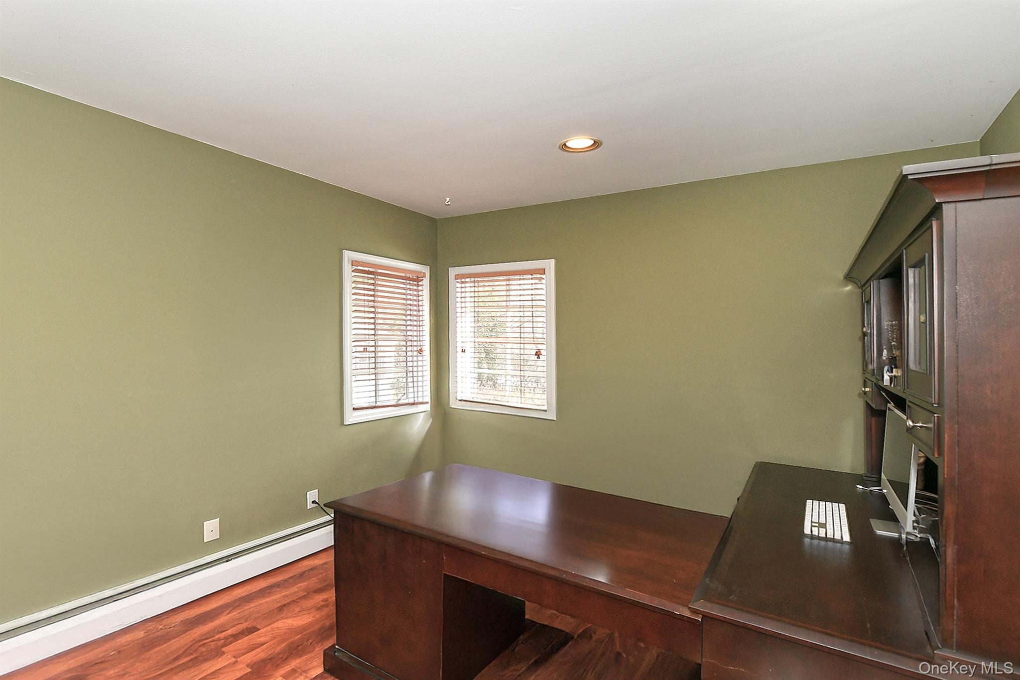 #15 photo, 17 Susan Lane, Dix Hills , NY 11746