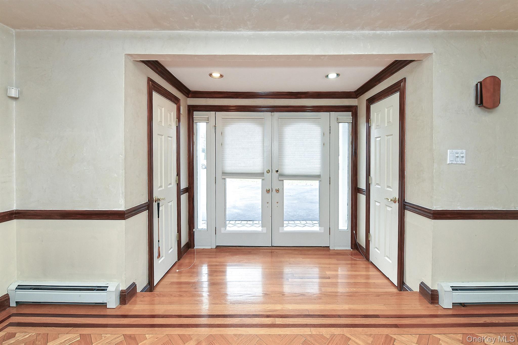 #3 photo, 17 Susan Lane, Dix Hills , NY 11746