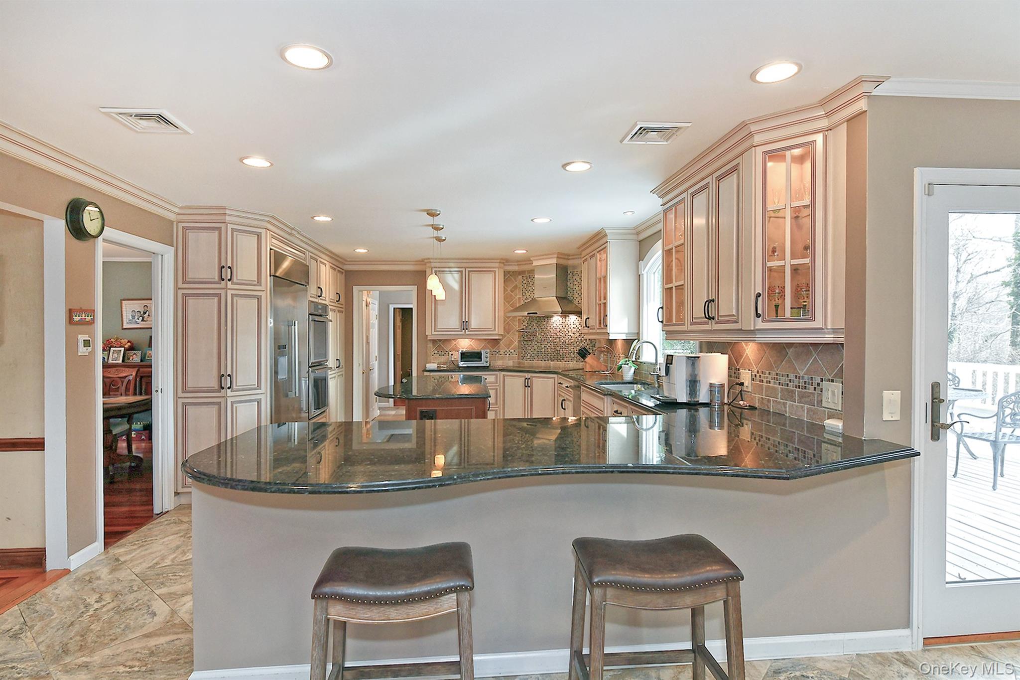 #7 photo, 17 Susan Lane, Dix Hills , NY 11746