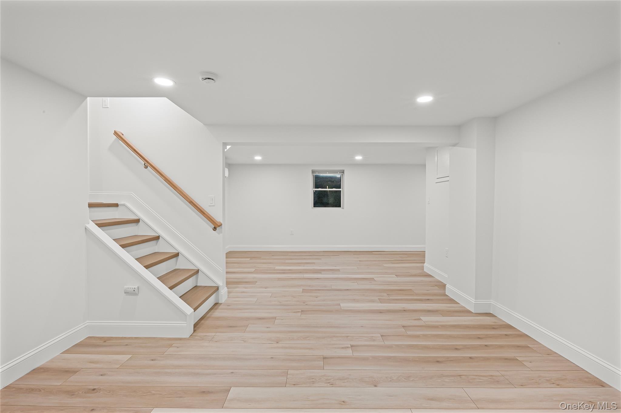 #15 photo, 5 Poplar Drive, Smithtown , NY 11787