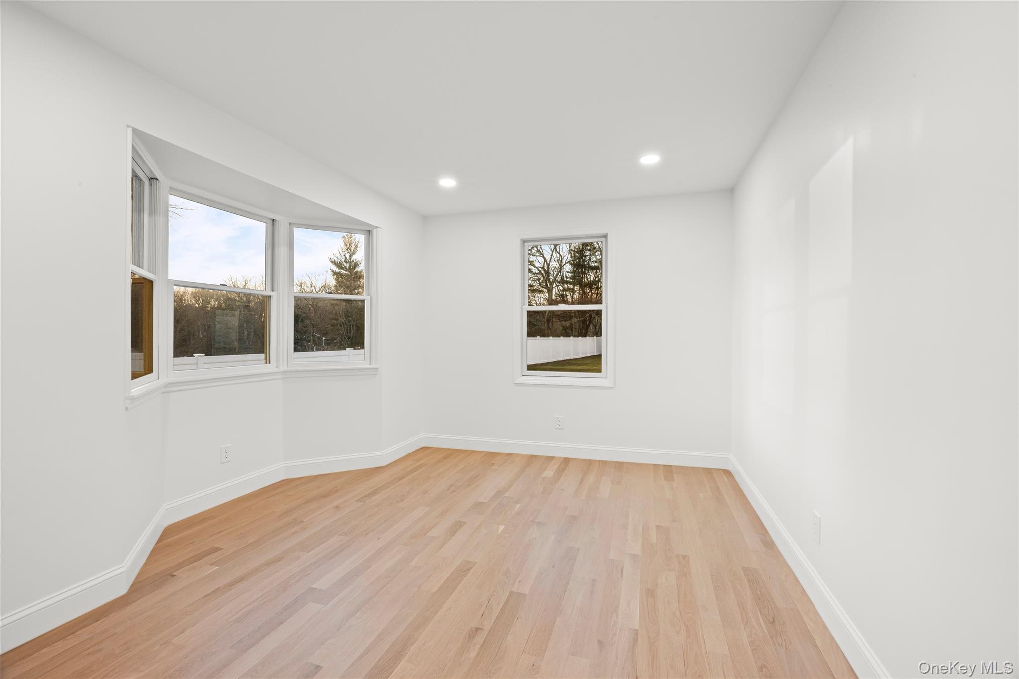 #18 photo, 5 Poplar Drive, Smithtown , NY 11787