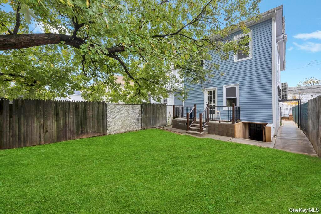 #18 photo, 10535 135th Street, South Ozone Park , NY 11419