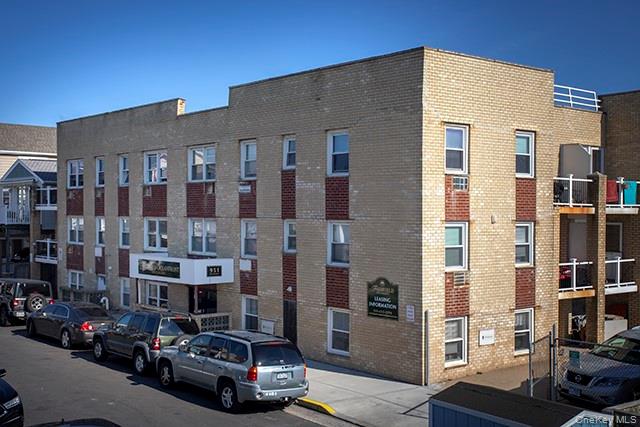 #1 photo, 979 Oceanfront Street, Long Beach , NY 11561