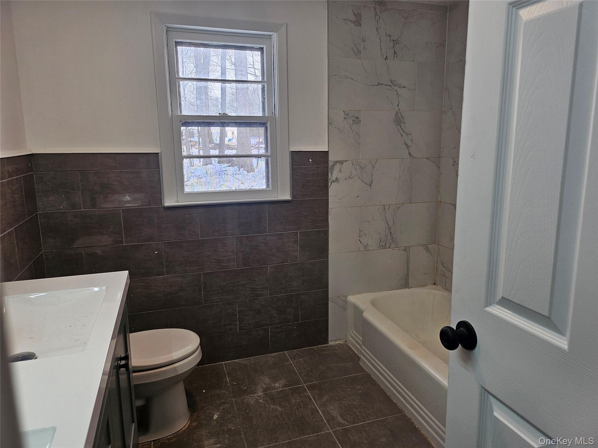 #6 photo, 53 Westwood Drive, Newburgh , NY 12550