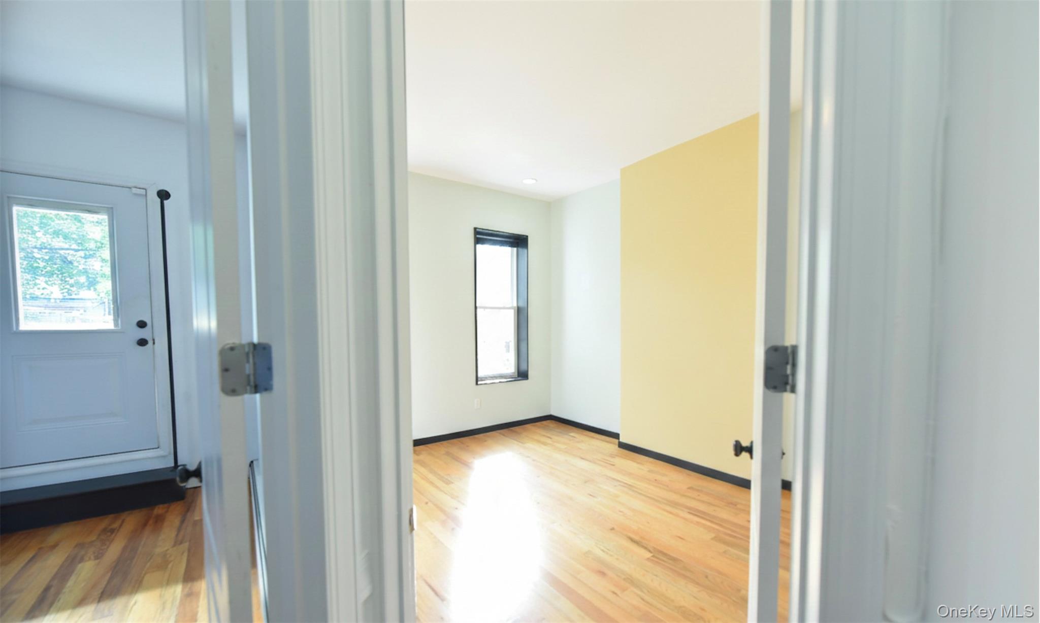#14 photo, 255 Lincoln Avenue, Brooklyn , NY 11208