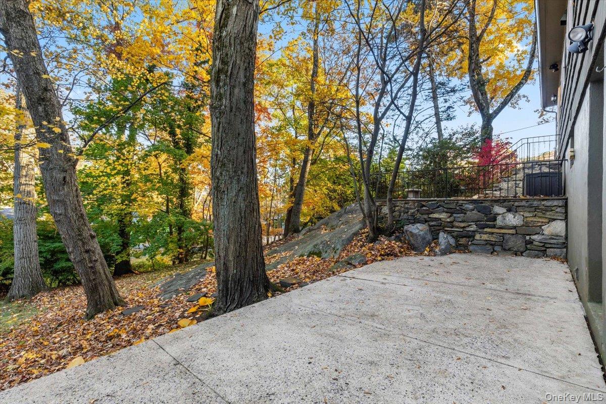 #5 photo, 196 Old Army Road, Scarsdale , NY 10583