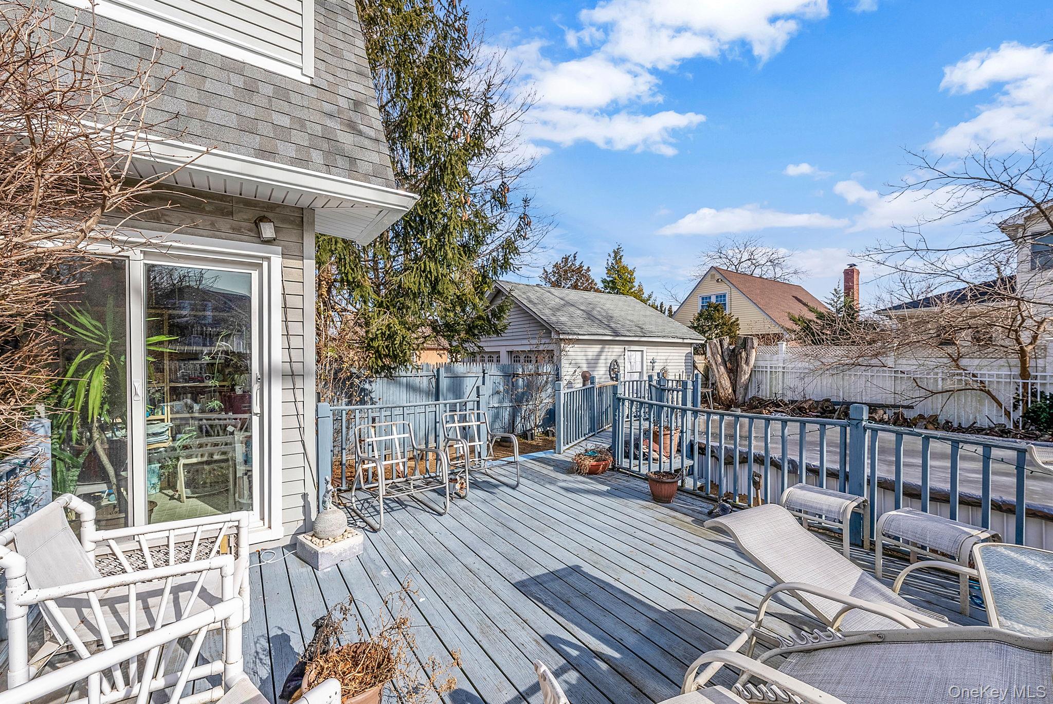 #19 photo, 2469 Washington Avenue, Oceanside , NY 11572