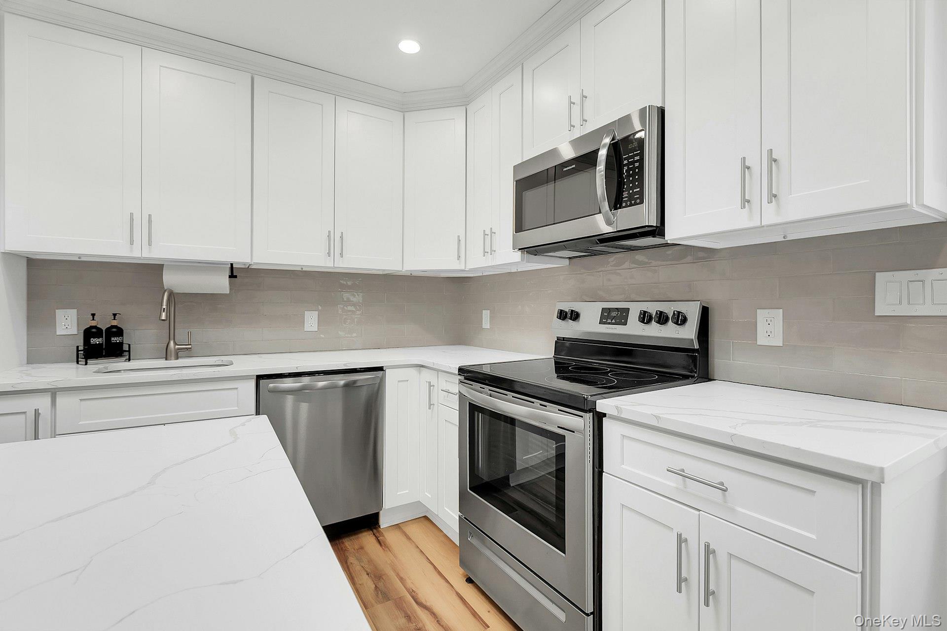 #11 photo, 37 Weichers Avenue, Ronkonkoma , NY 11779