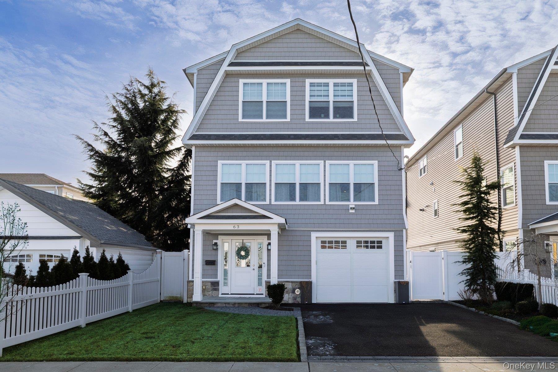 #1 photo, 63 Franklin Street, East Rockaway , NY 11518