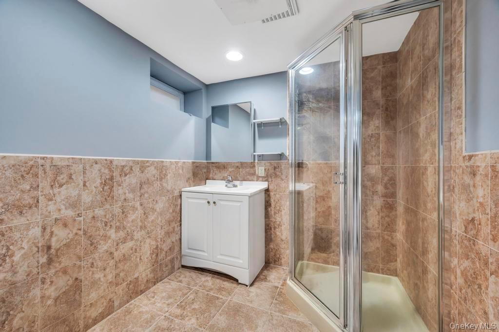 #15 photo, 1810 N Jerusalem Road, North Bellmore , NY 11710