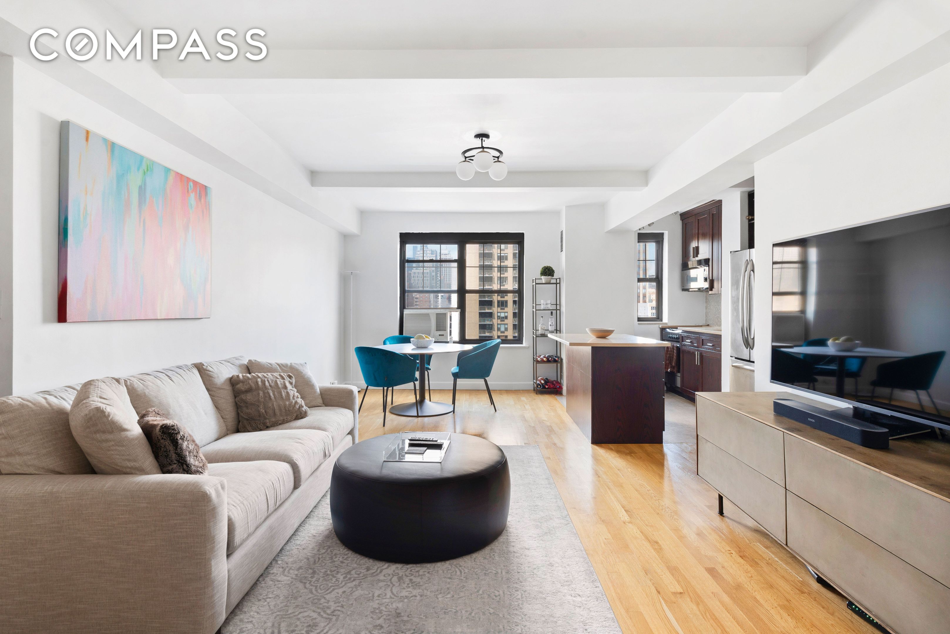 #1 photo, 200 E 16th Street, Gramercy Park , NY 10003