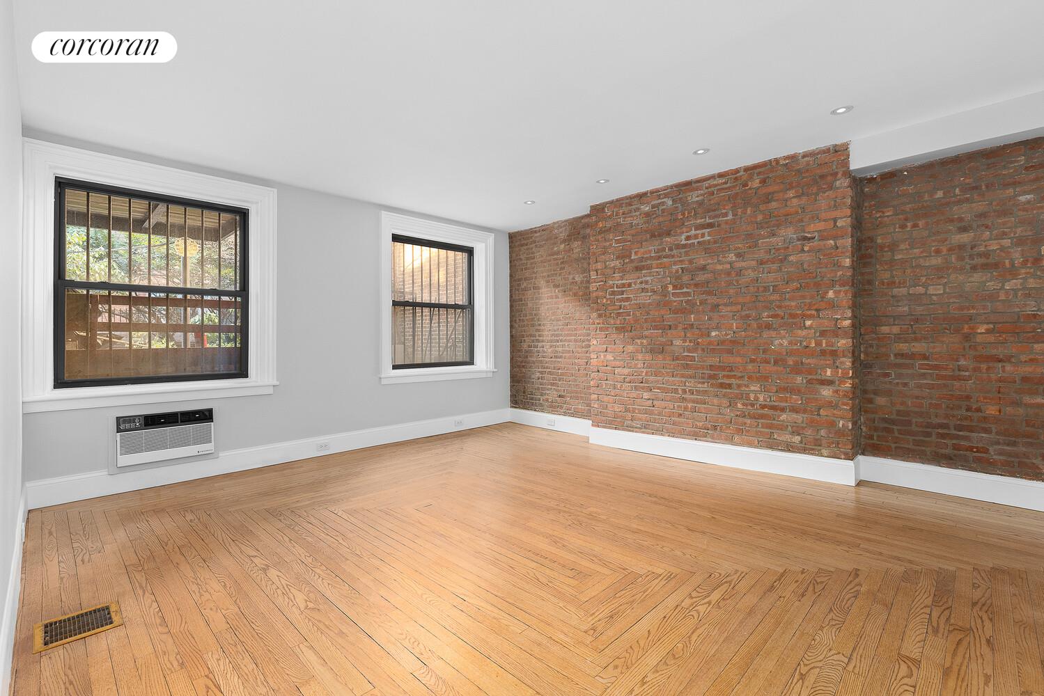 #10 photo, Brooklyn, Brooklyn Heights , NY 11201