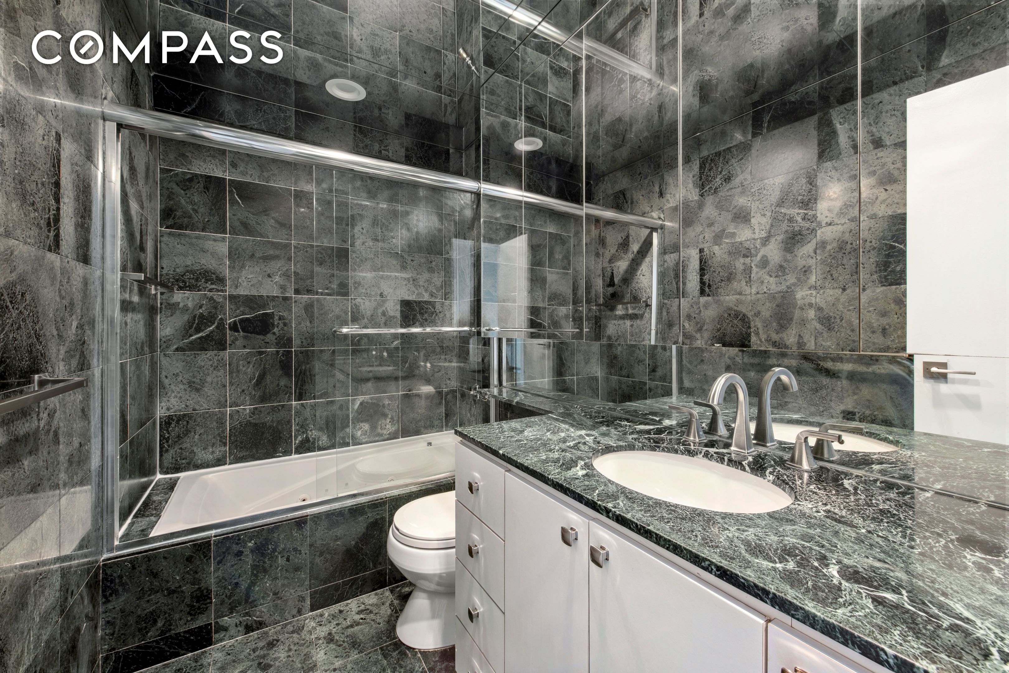 #13 photo, 210 Central Park S, Central Park South , NY 10019