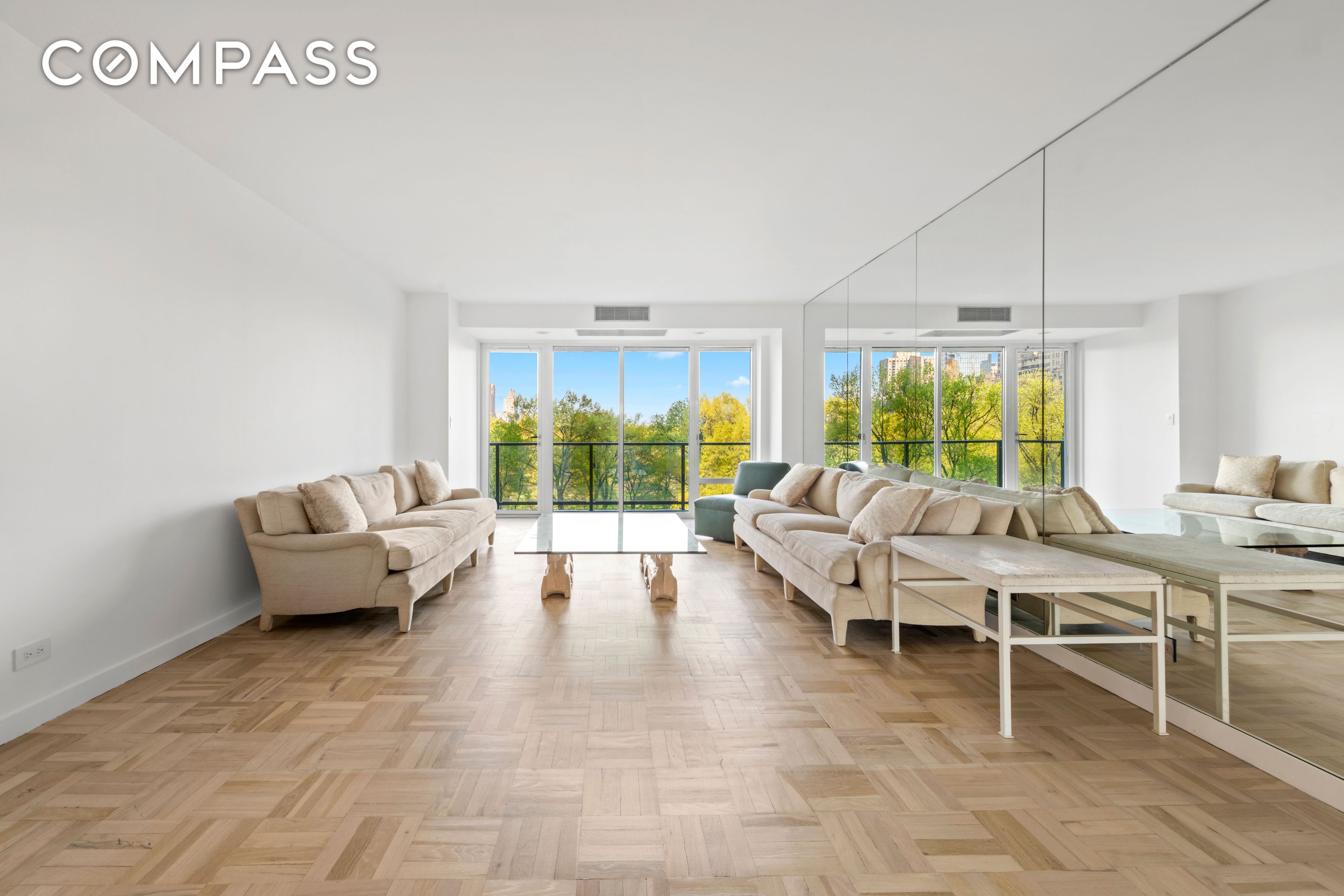 #3 photo, 210 Central Park S, Central Park South , NY 10019