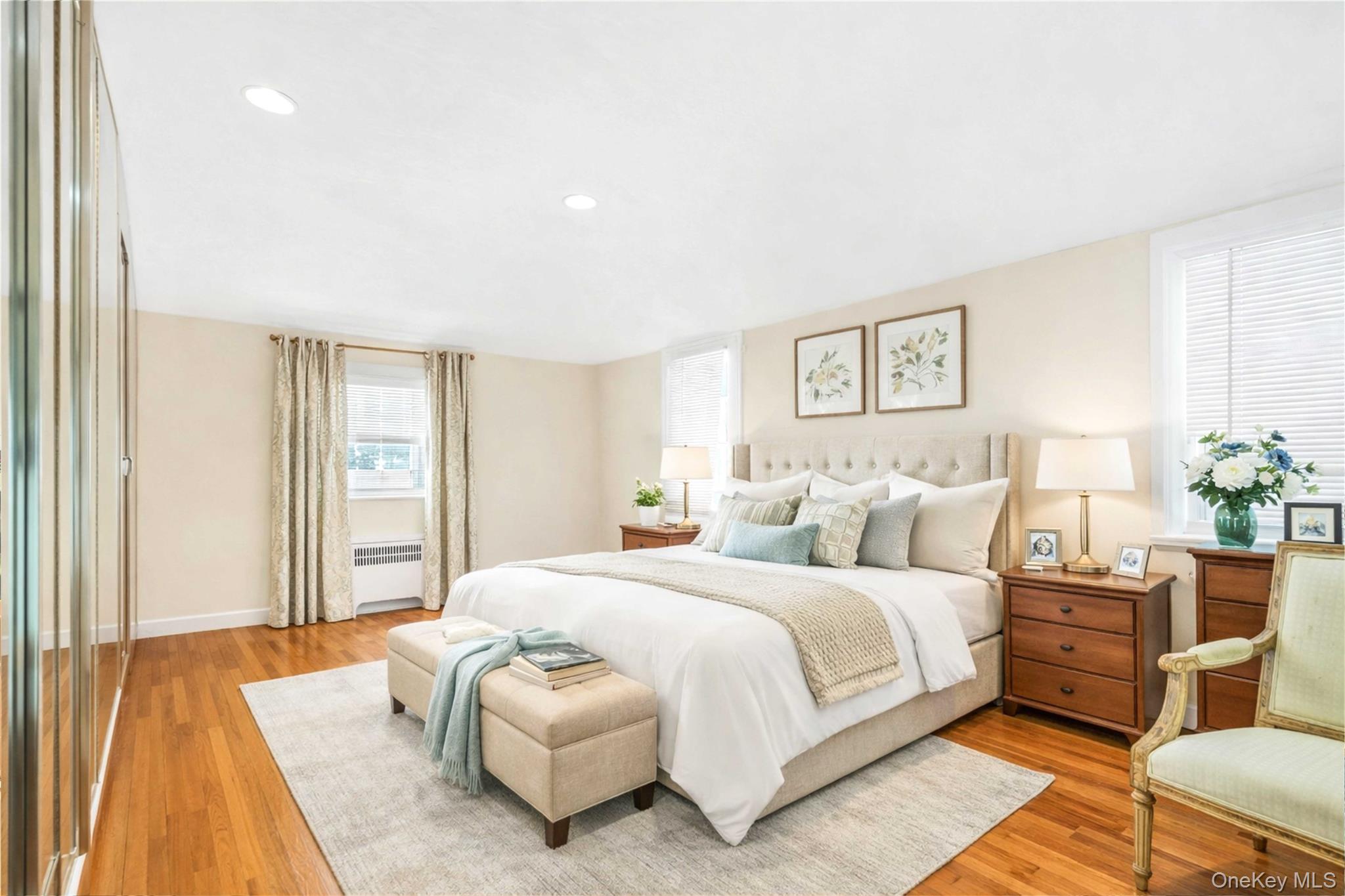 #15 photo, 61 Squirrel Hill Road, East Hills , NY 11577