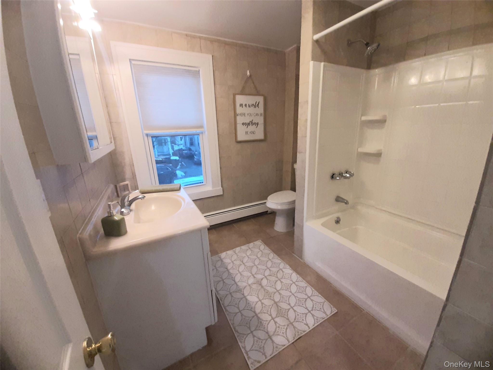 #12 photo, 3 Allen Place, Poughkeepsie , NY 12601