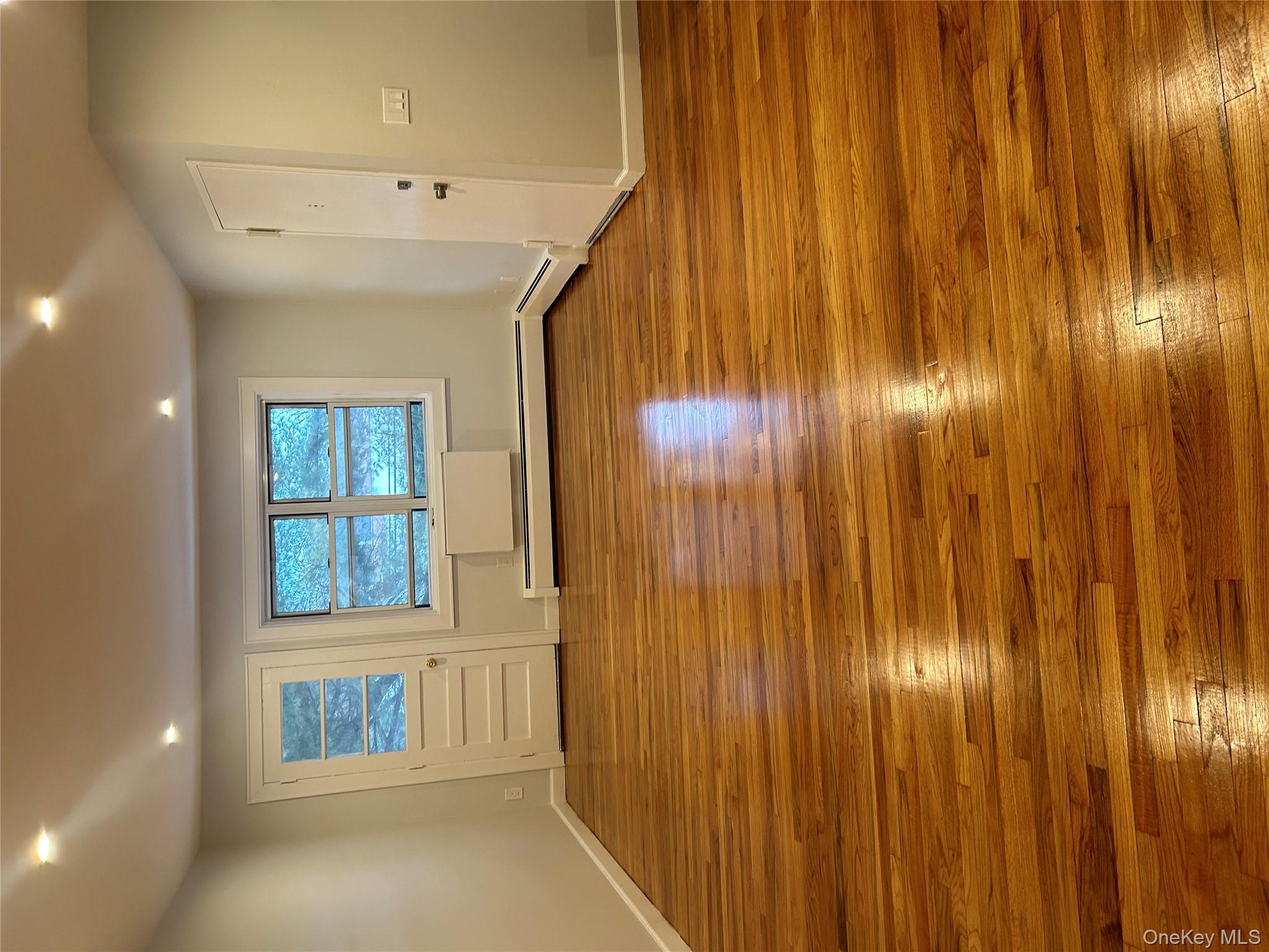 #4 photo, 155 Sixth Avenue, Nyack , NY 10960