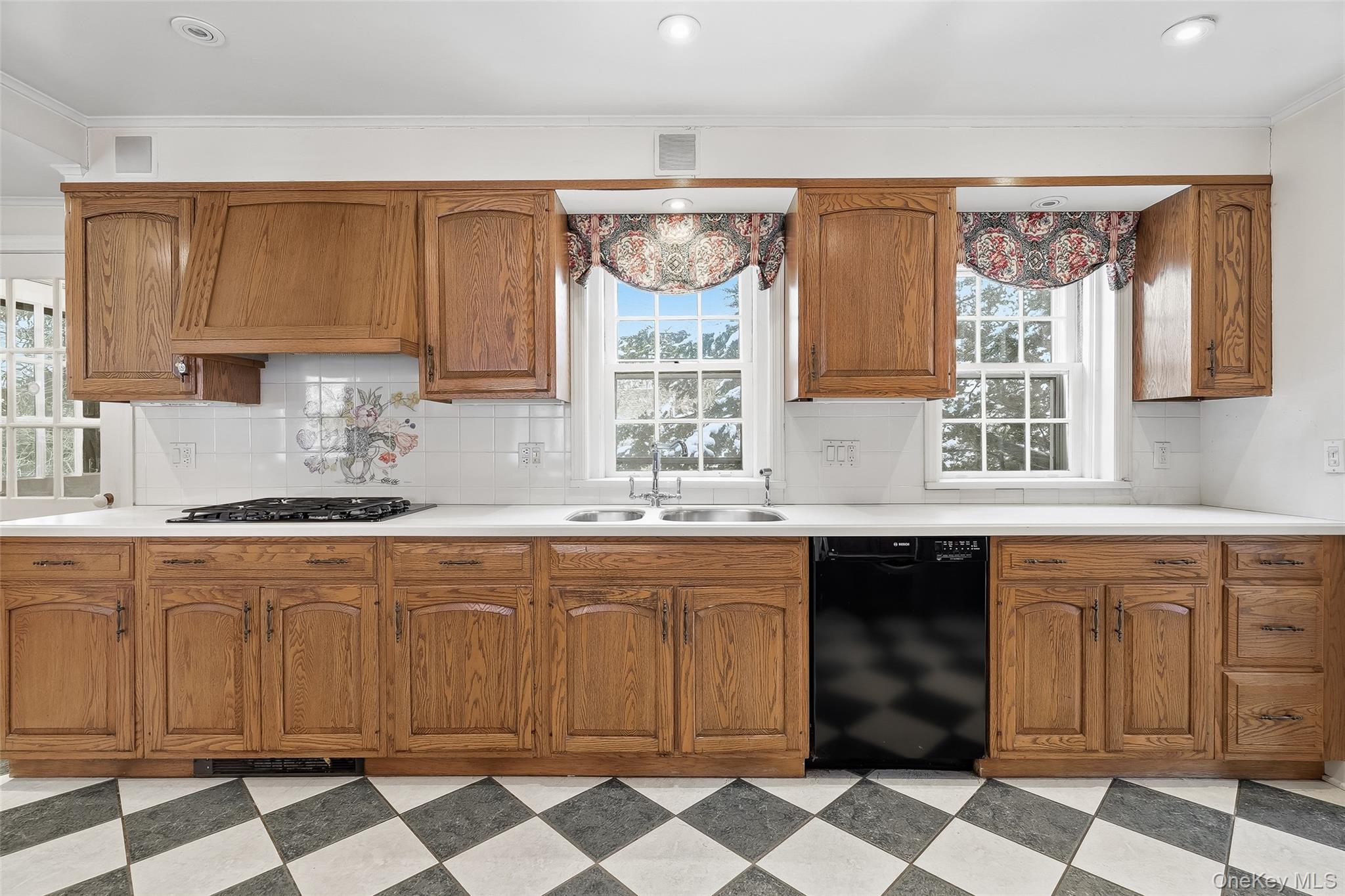 #12 photo, 25 Seneca Street, 뉴욕주 Rye , NY 10580