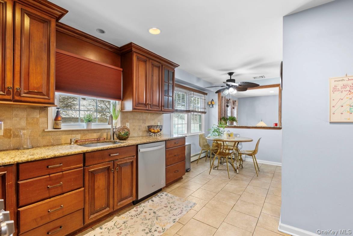 #6 photo, 18 Moreland Road, New City , NY 10956