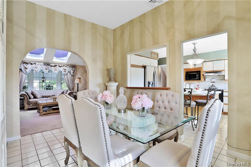 #17 photo, 2 Split Tree Drive, New Windsor , NY 12553