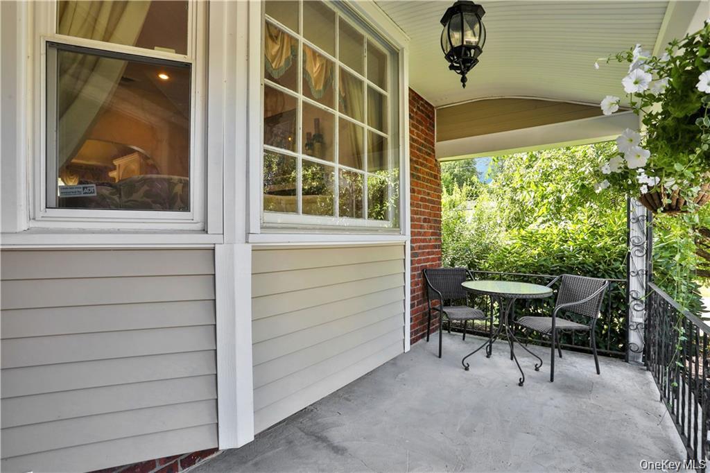 #5 photo, 2 Split Tree Drive, New Windsor , NY 12553