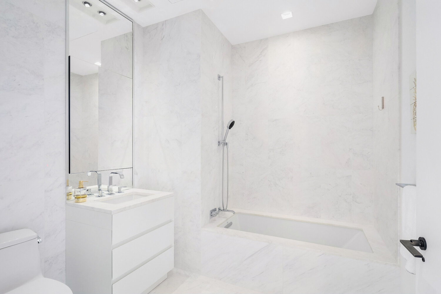 #17 photo, 111 MURRAY Street, Tribeca , NY 10007