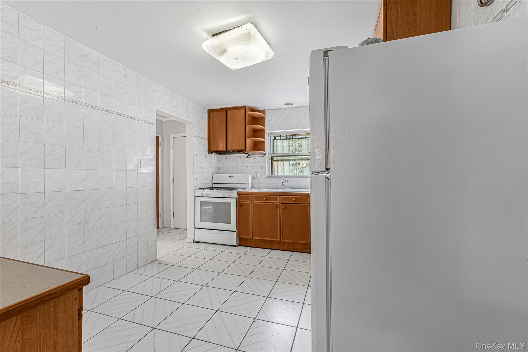 #13 photo, 21647 Sawyer Avenue, Queens Village , NY 11427