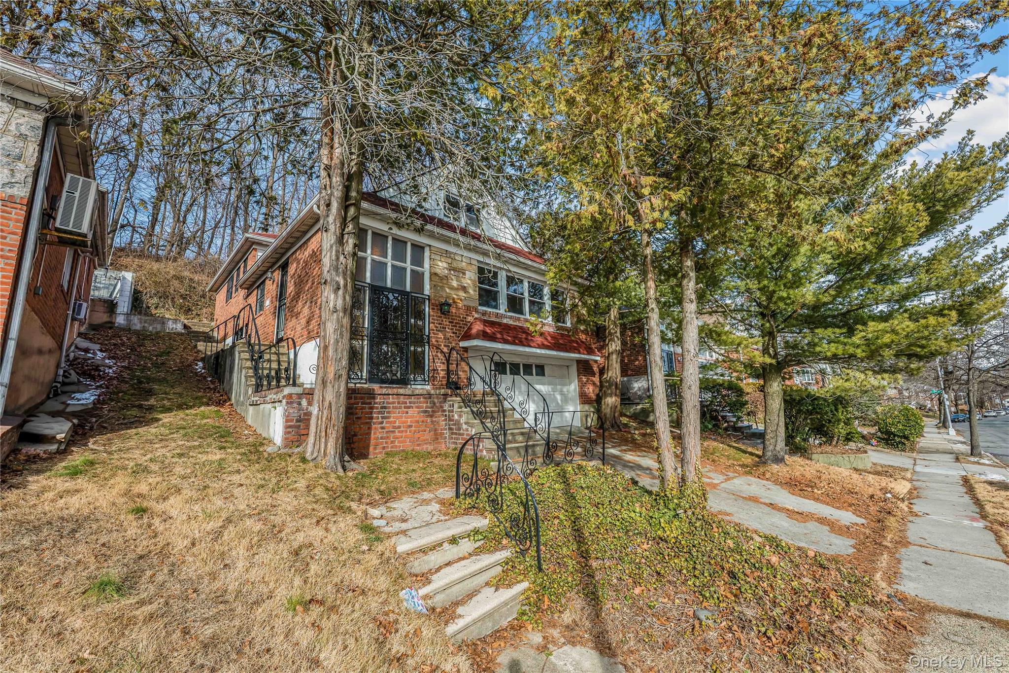 #2 photo, 21647 Sawyer Avenue, Queens Village , NY 11427