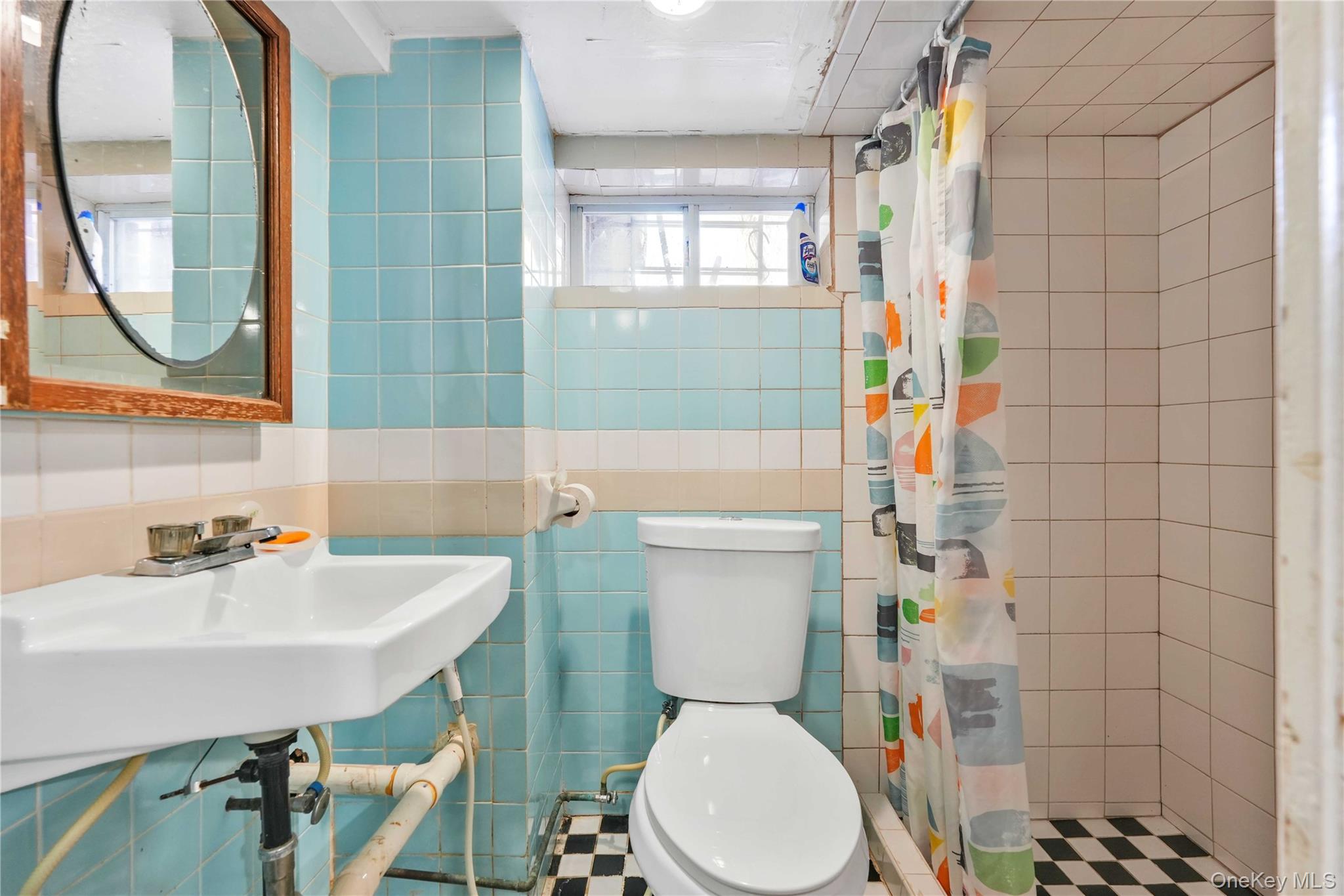 #13 photo, 8060 162nd Street, Jamaica , NY 11432