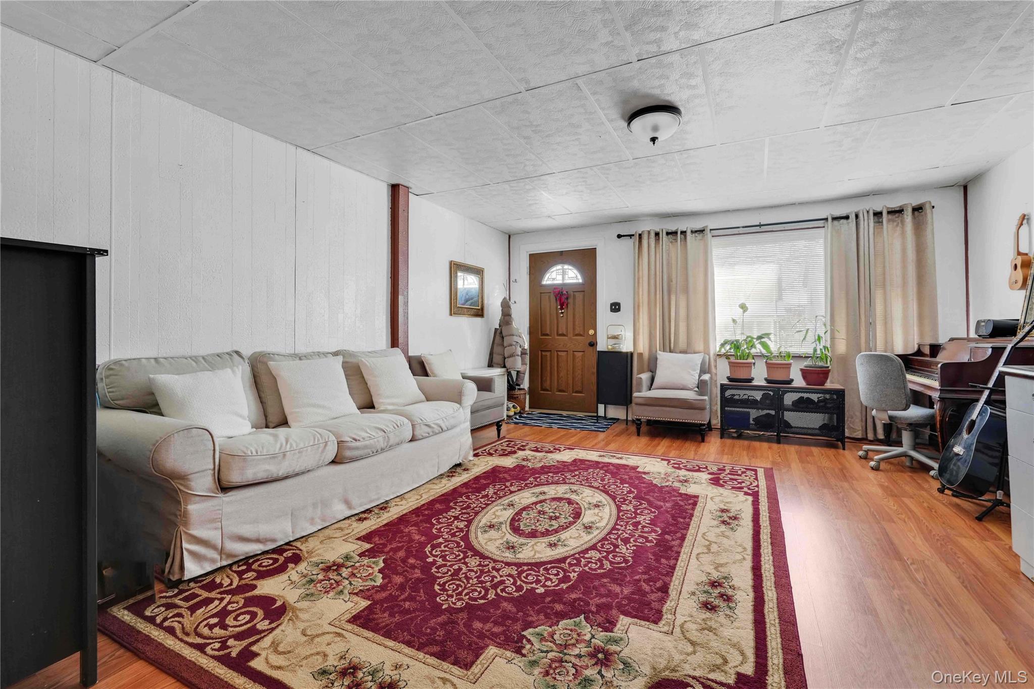 #5 photo, 8060 162nd Street, Jamaica , NY 11432