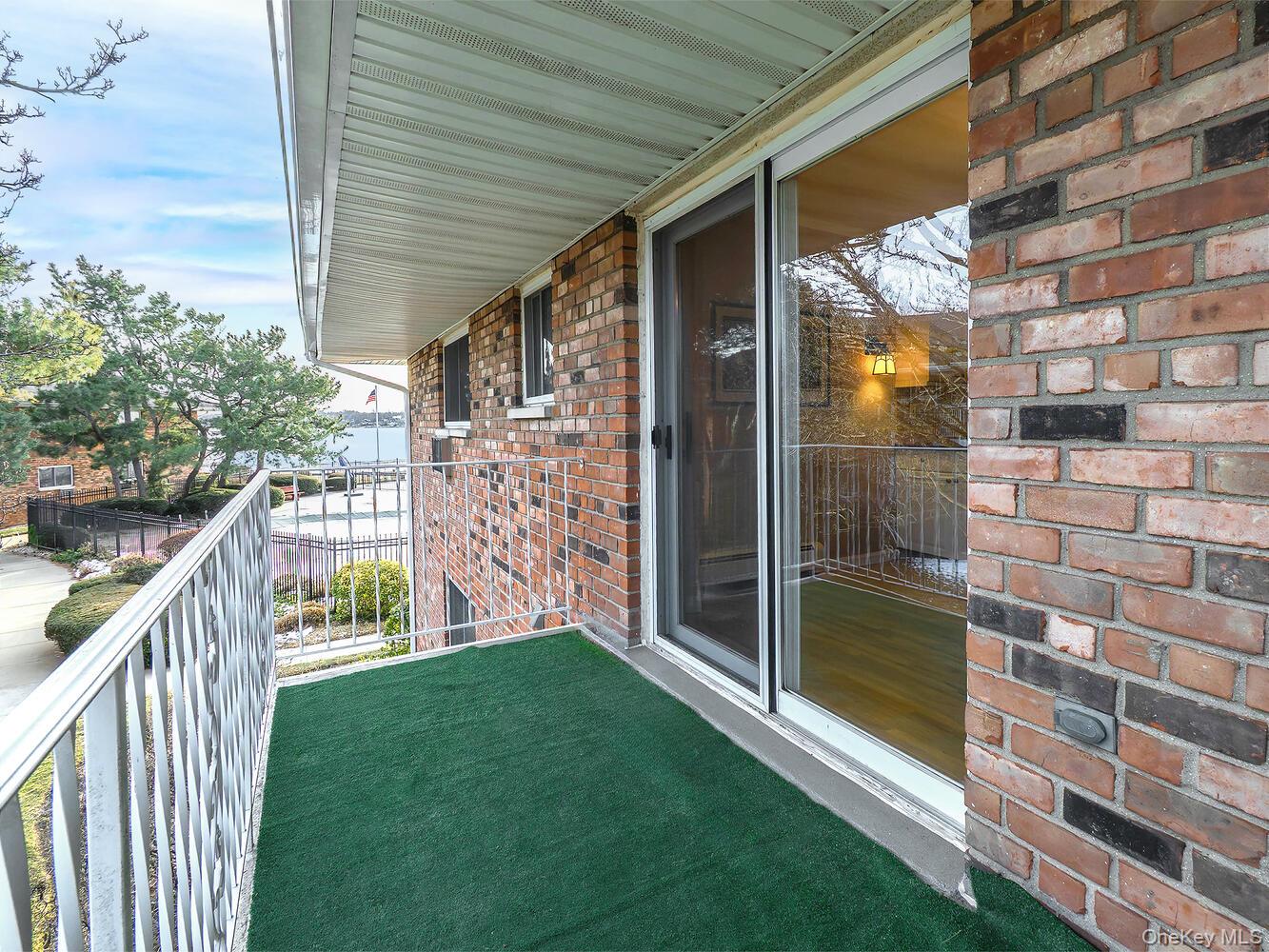 #16 photo, 1 Toms Point Lane, Нассау ‖ Port Washington , NY 11050