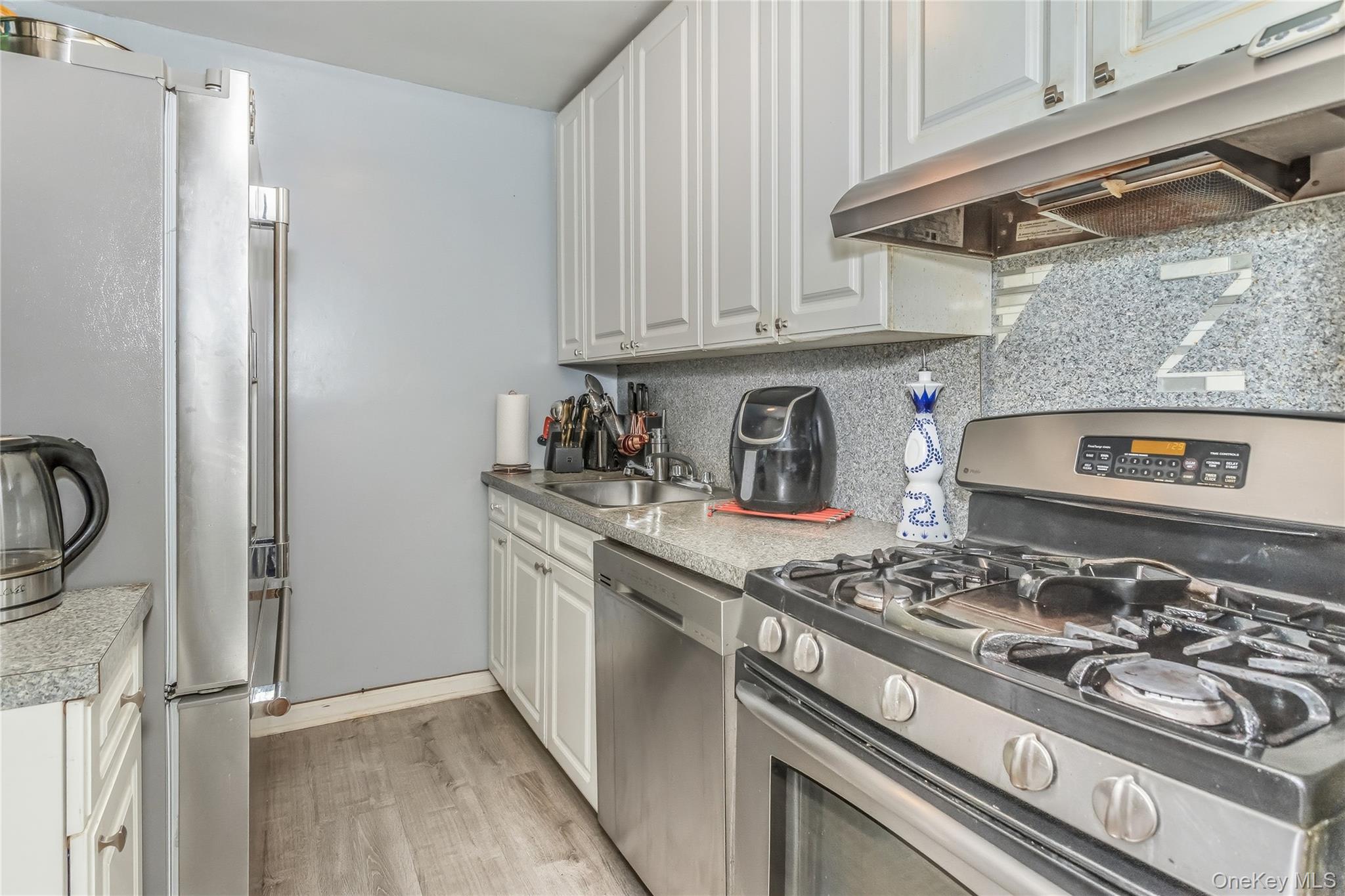 #10 photo, 3901 NOSTRAND AVE APT 4B, Brooklyn , NY 11235