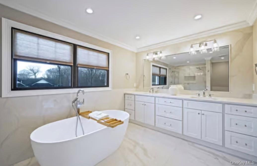 #12 photo, 665 Mount Sinai Coram Road, Mount Sinai , NY 11766