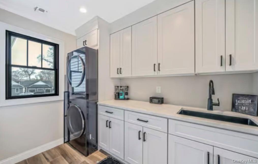 #15 photo, 665 Mount Sinai Coram Road, Mount Sinai , NY 11766