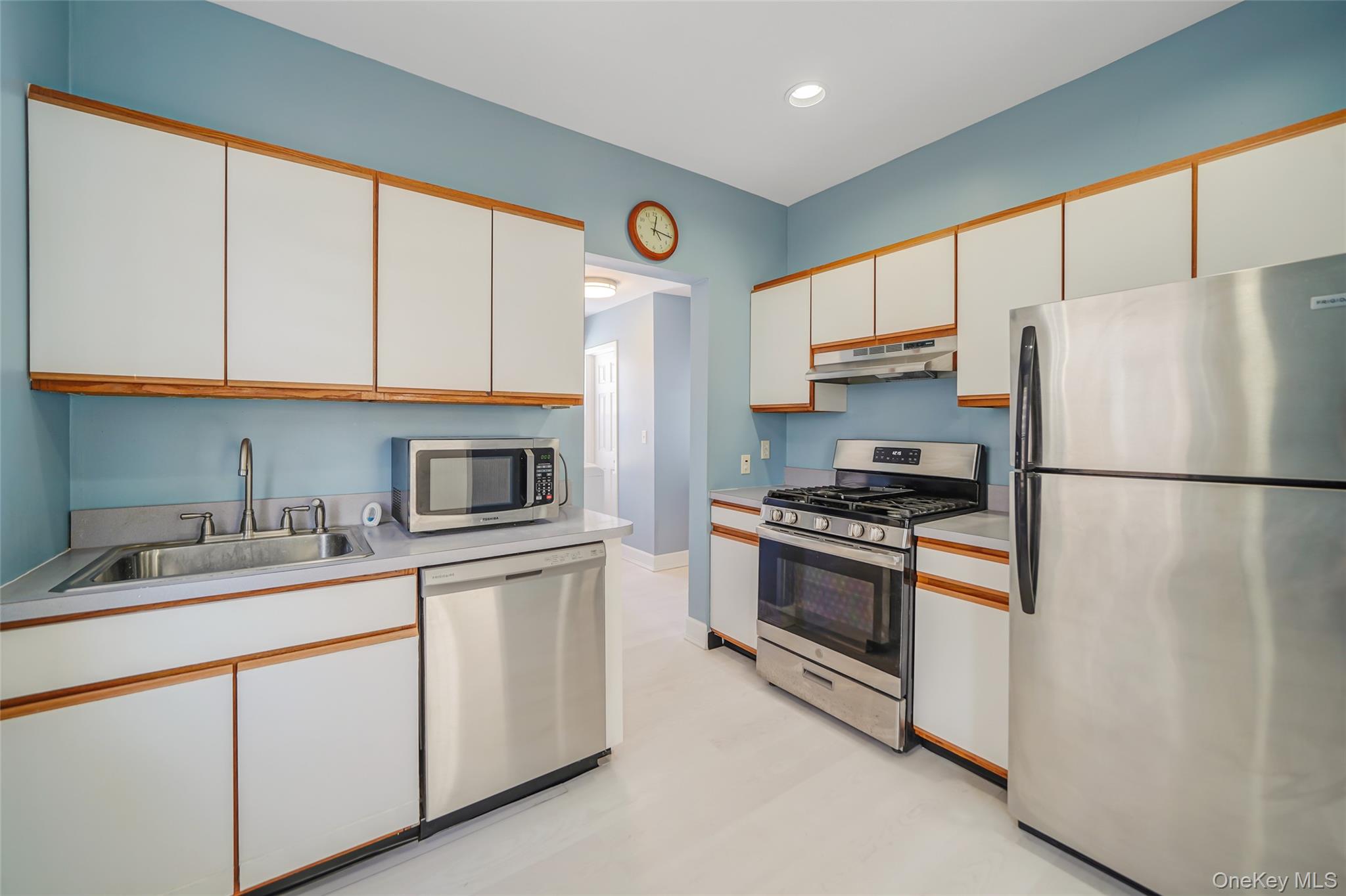 #17 photo, 59 Richard Avenue, Islip Terrace , NY 11752