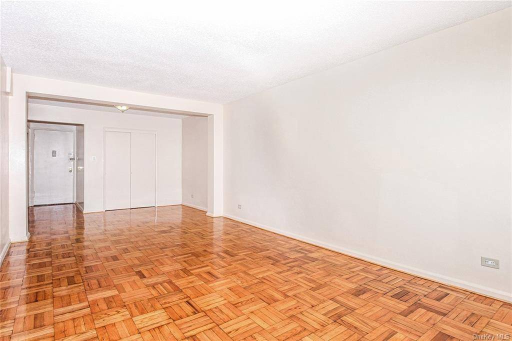 #7 photo, 3531 Bronxwood Avenue , #1G, Williamsbridge , NY 10469