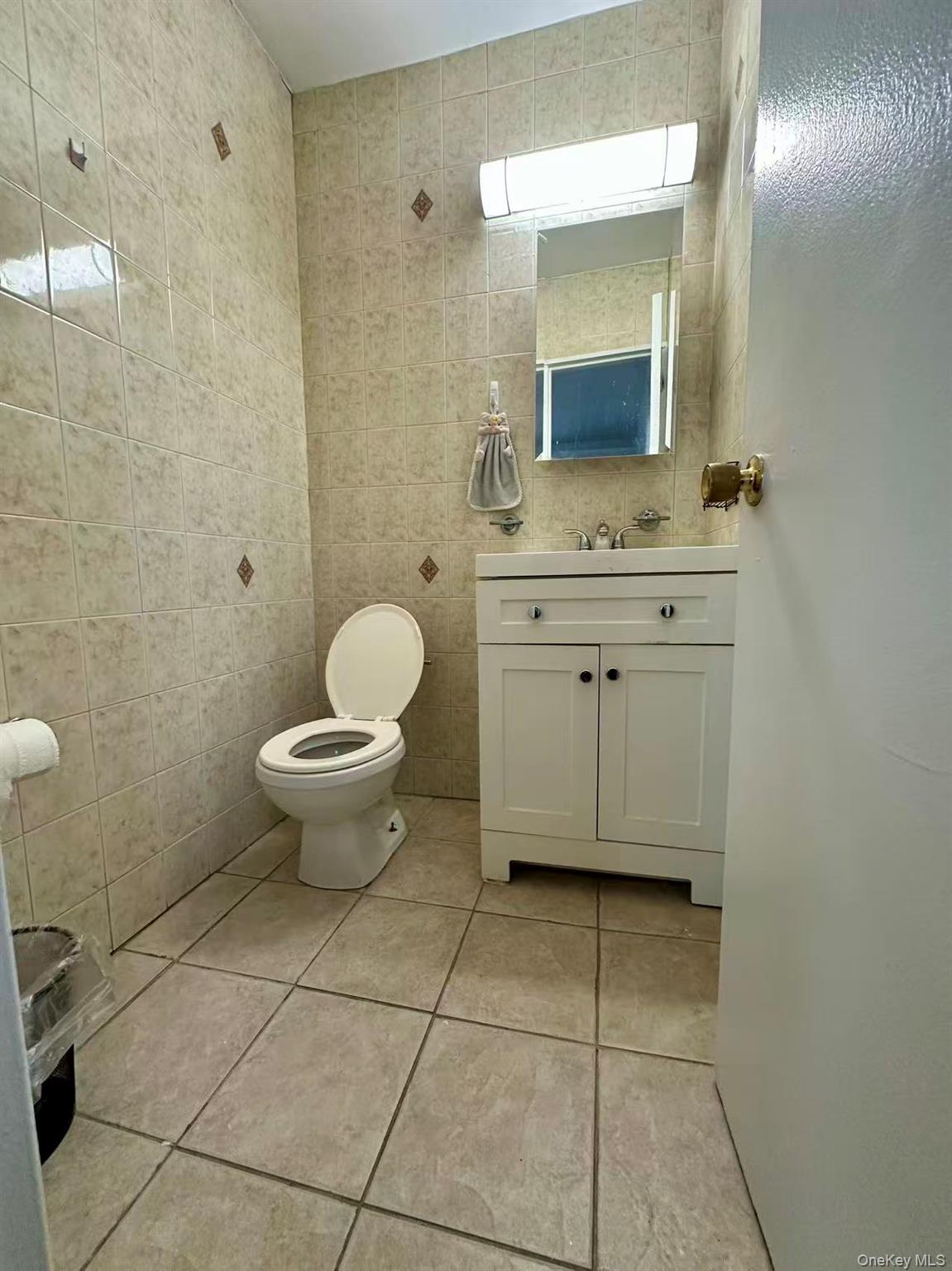 #9 photo, 42-40 Bowne Street, Flushing , NY 11355