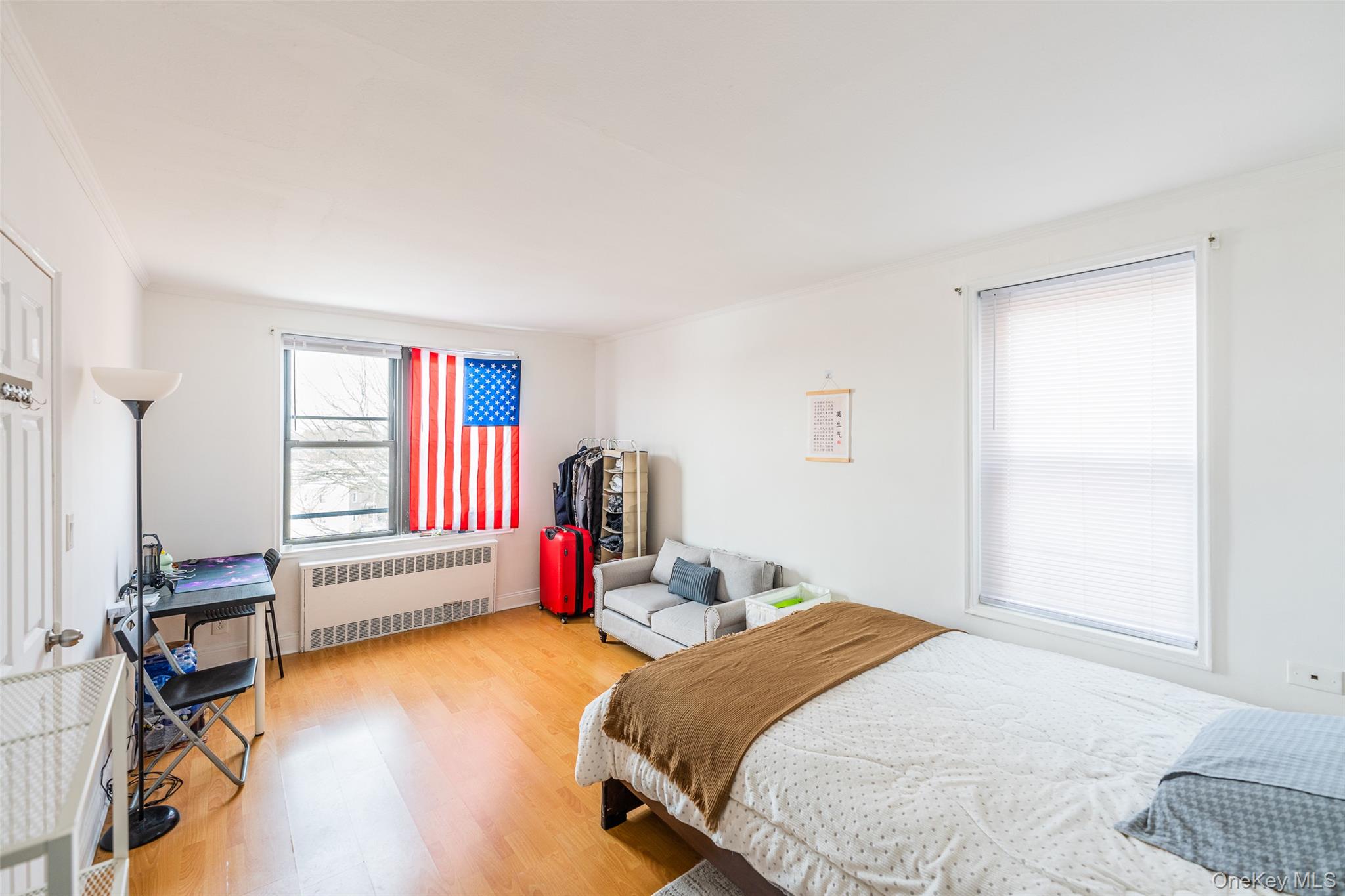 #10 photo, 150-15 72nd Rd, קווינס Kew Garden Hills , NY 11367