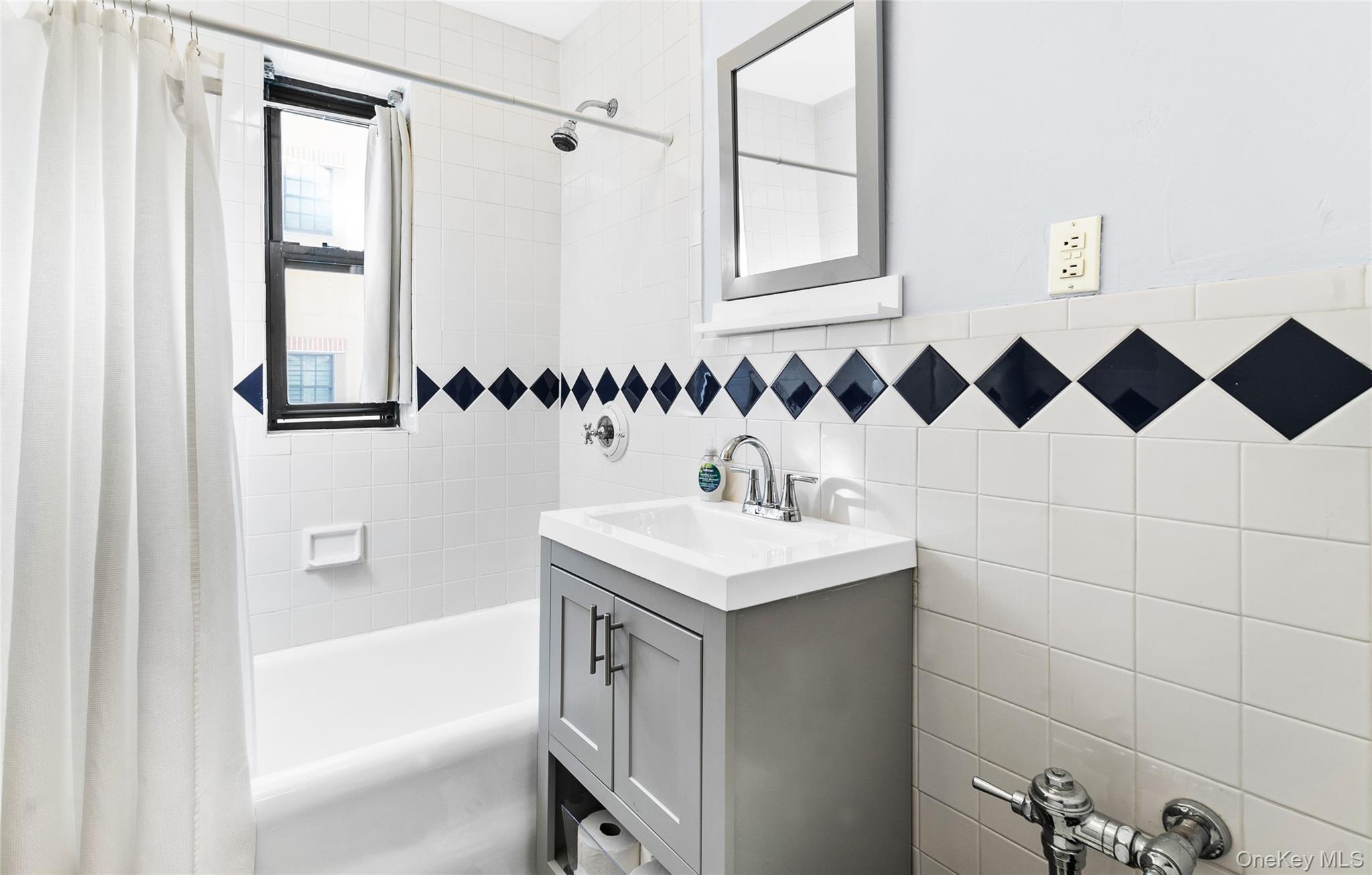 #12 photo, 240 Alpine Place, Tuckahoe , NY 10707