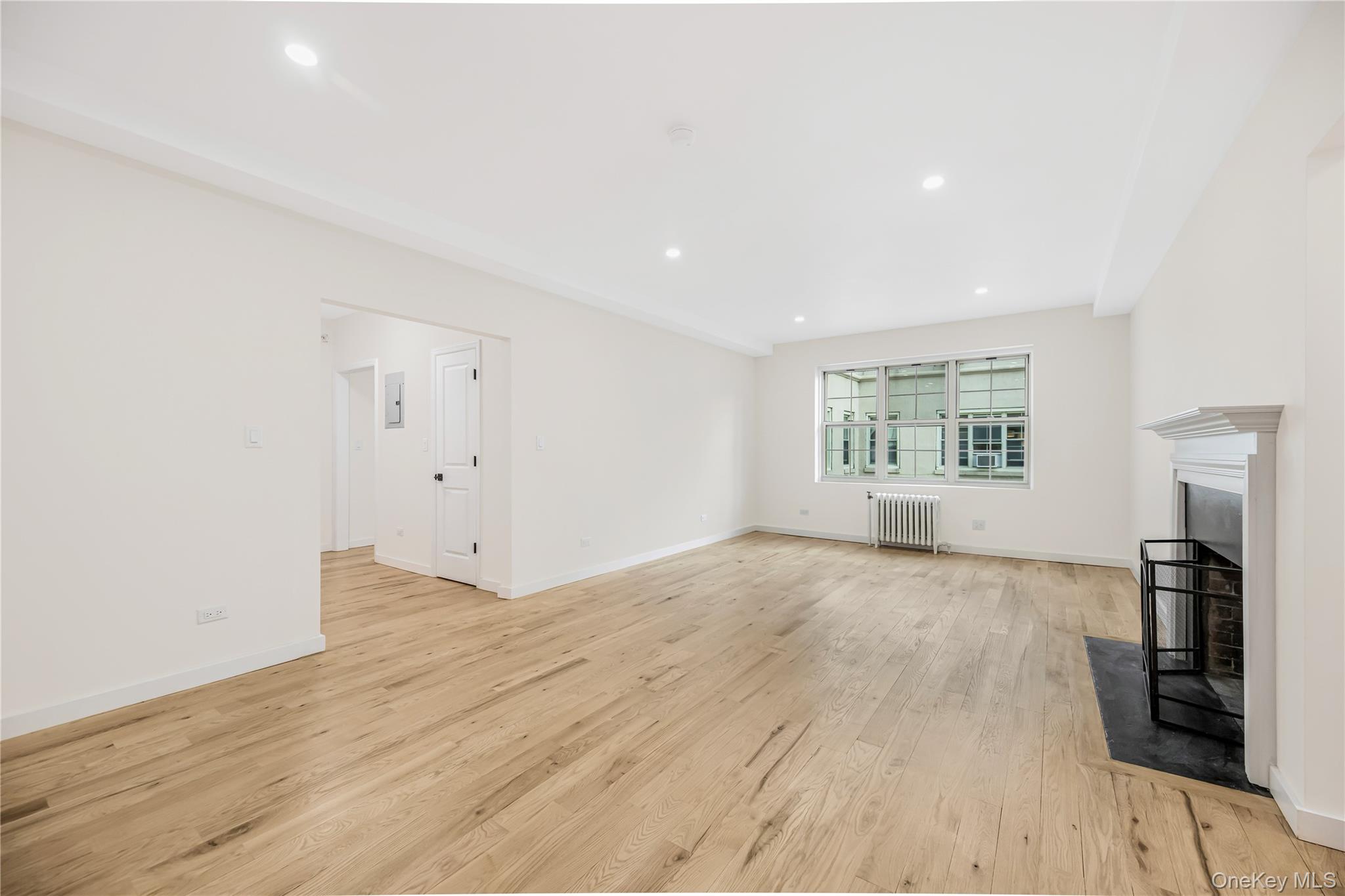 #11 photo, 4 Park Lane Mount Vernon Avenue, Mount Vernon , NY 10552