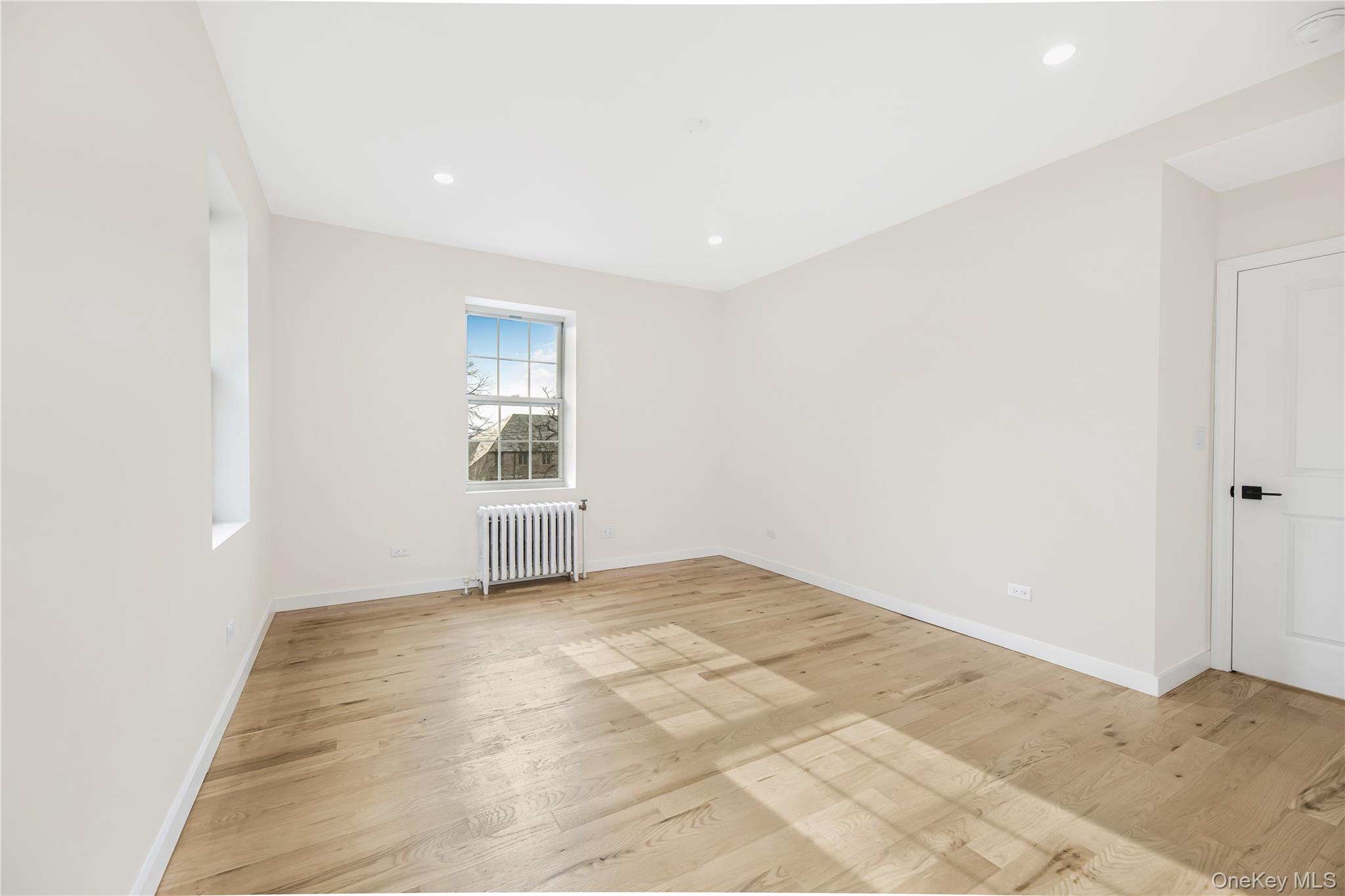 #15 photo, 4 Park Lane Mount Vernon Avenue, Mount Vernon , NY 10552