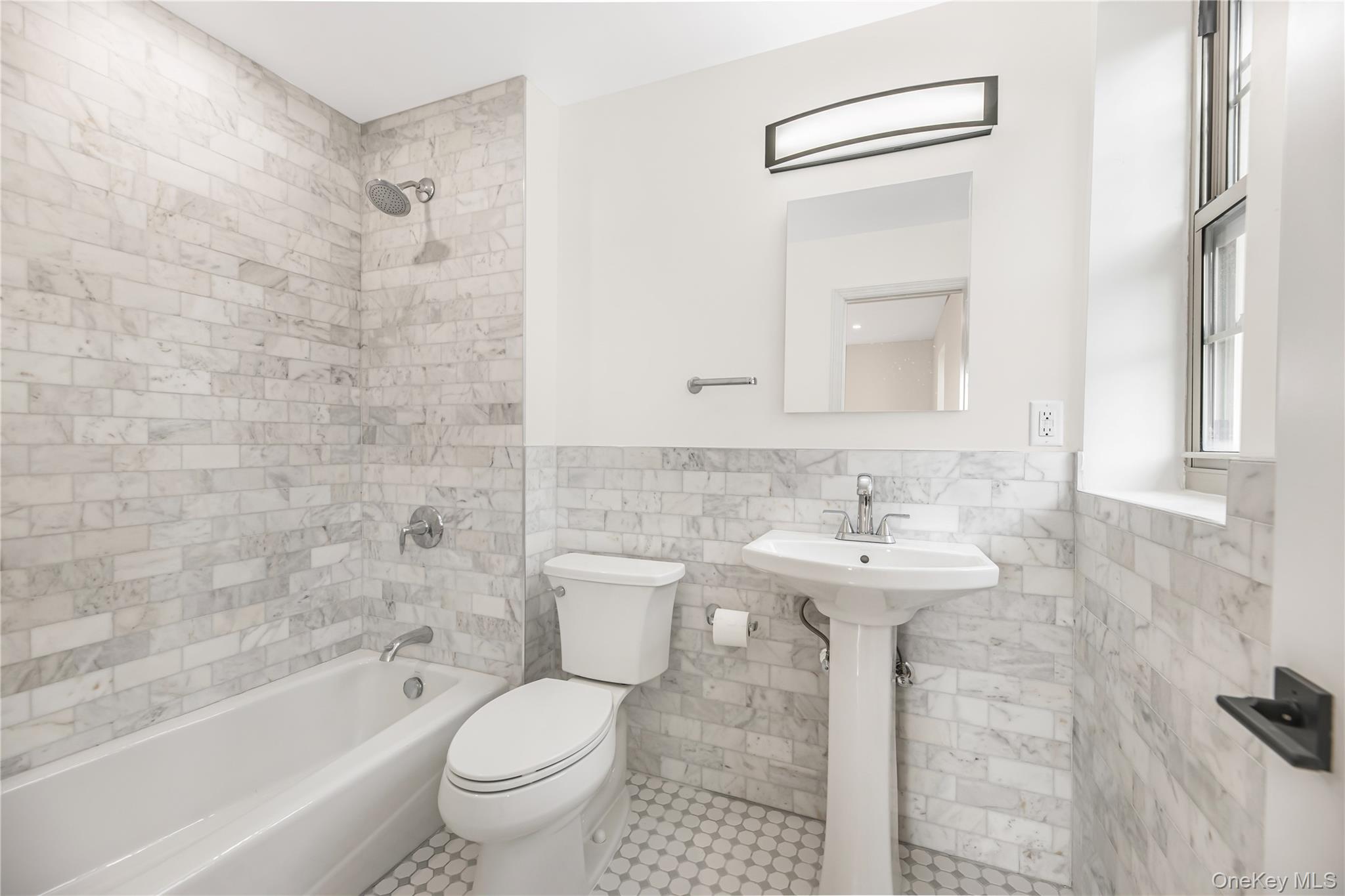 #17 photo, 4 Park Lane Mount Vernon Avenue, Mount Vernon , NY 10552