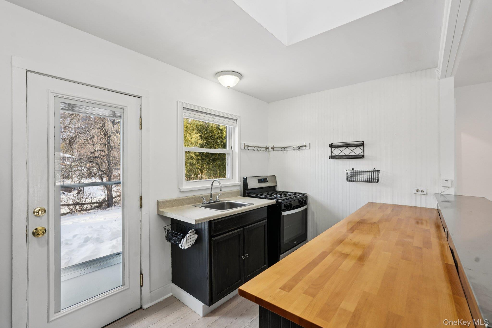 #7 photo, 4 Fairview Drive, Tomkins Cove , NY 10986