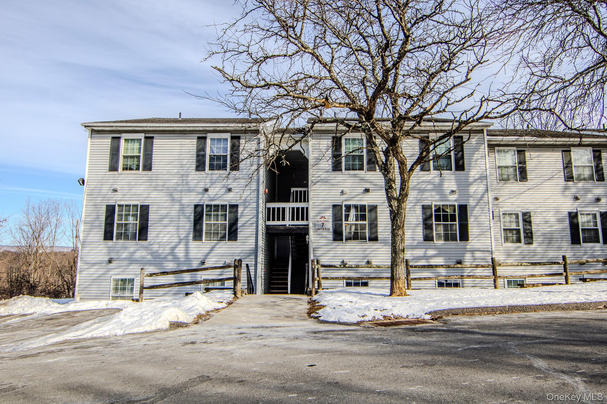 #1 photo, 7 Lexington Hill, Harriman , NY 10926