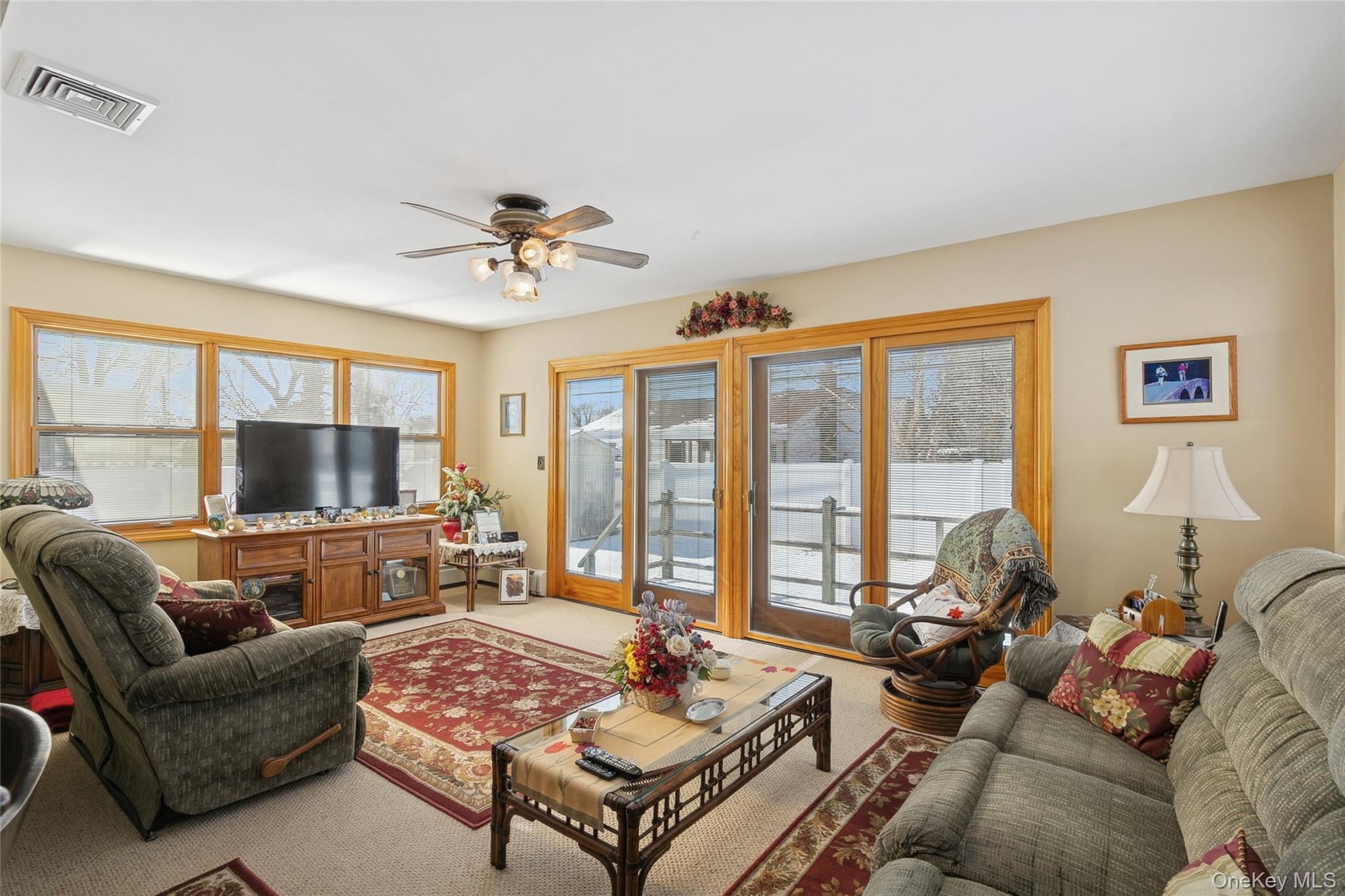 #11 photo, 64 Dean Street, Hicksville , NY 11801