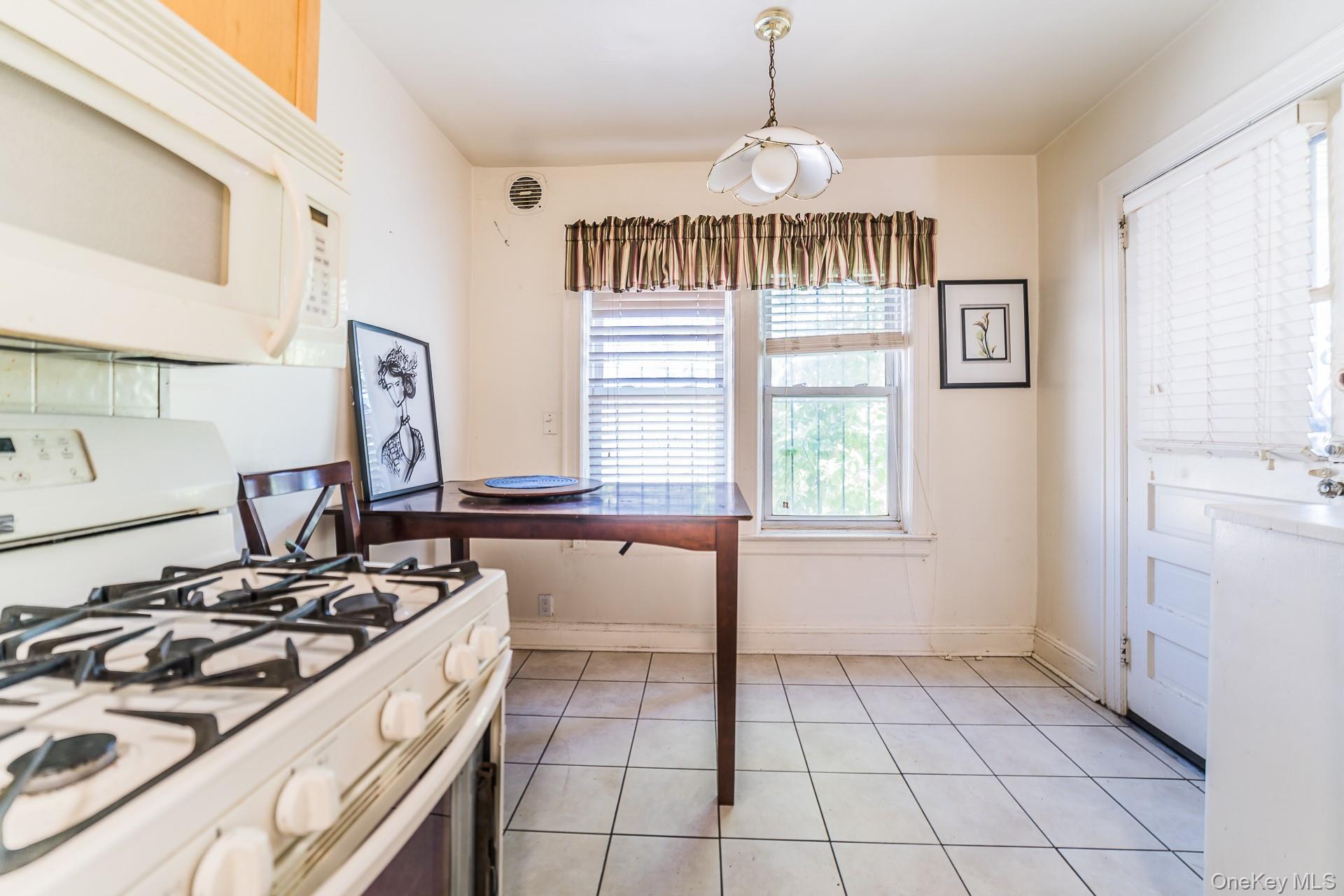 #12 photo, 178-38 Leslie Rd, Jamaica , NY 11434