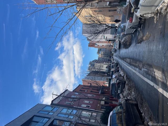 #2 photo, 139 Evergreen Avenue, ブルックリン区 Brooklyn , NY 11206