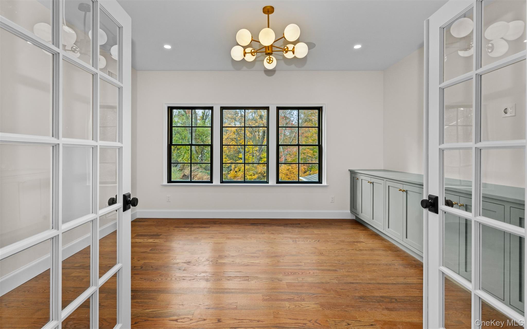 #10 photo, 756 Mount Sinai-Coram Road, Mount Sinai , NY 11766