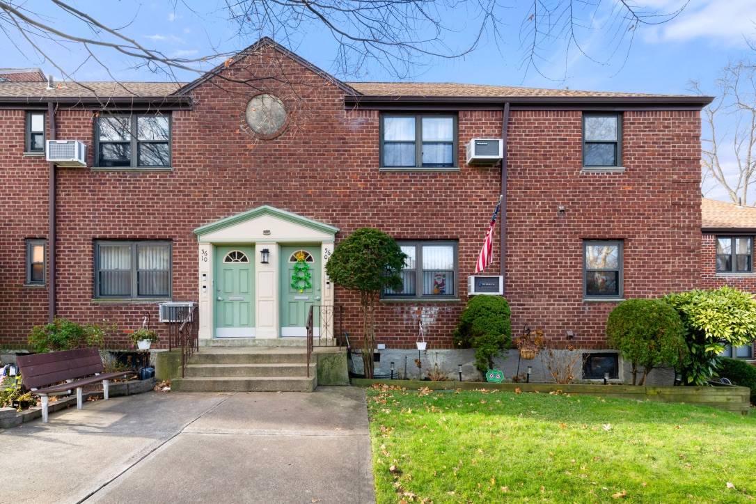 #1 photo, 56-08 244th Street, #F-8 Upper, Douglaston , NY 11362