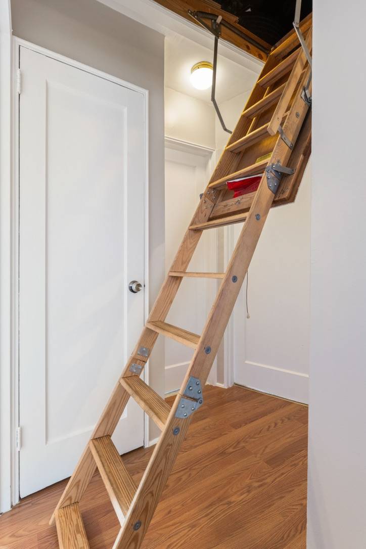 #13 photo, 56-08 244th Street, #F-8 Upper, Douglaston , NY 11362